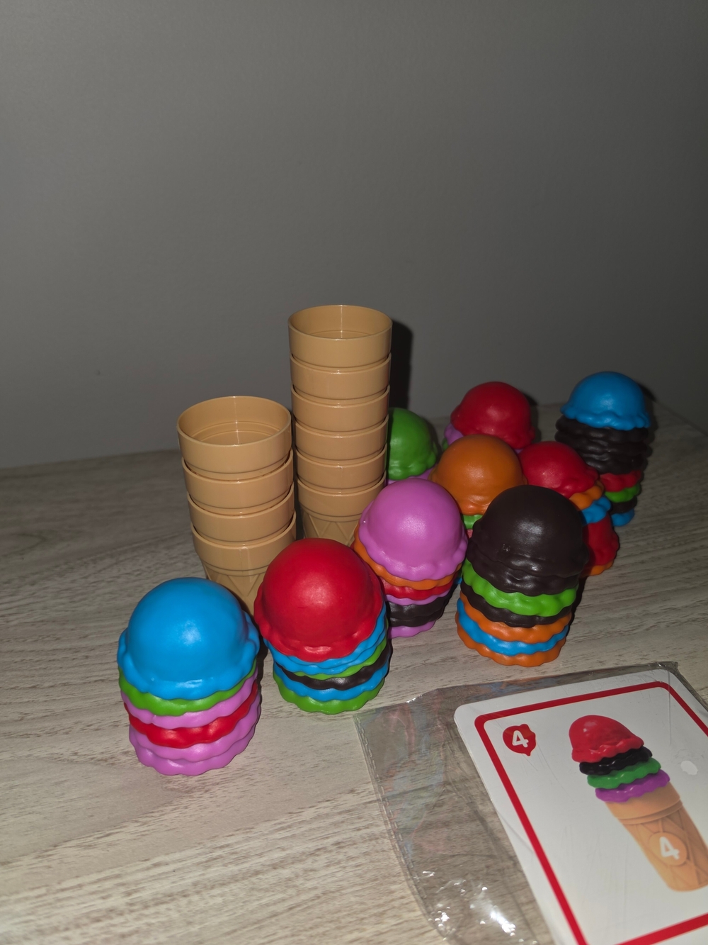 Ice Cream Counting & Color Sorting Set - Picture 2 of 6